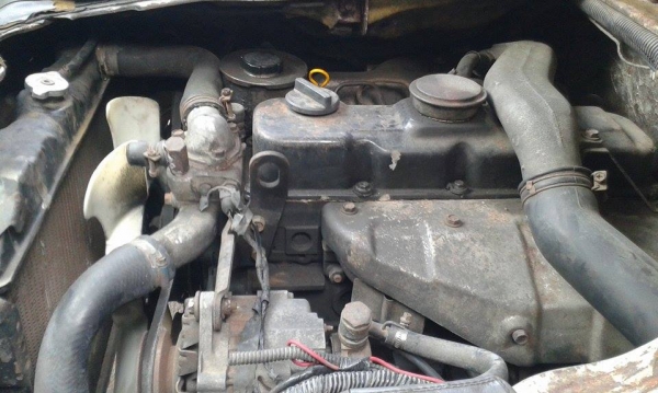 รถเพื่อนฝากขายครับ นิสสันเออแวน ปี94 เครื่องดีเซล ทะเบียนไม่ขาด รถเพื่อนฝากขายครับ นิสสันเออแวน ปี94 เครื่องดีเซล ทะเบียนไม่ขาด