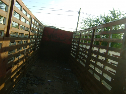 หาง 3 เพลา มี 3 หางยาว  11.50 ม. มาก่อนเลือกได้  สภาพพร้อมใช้งาน  320,000  บาท