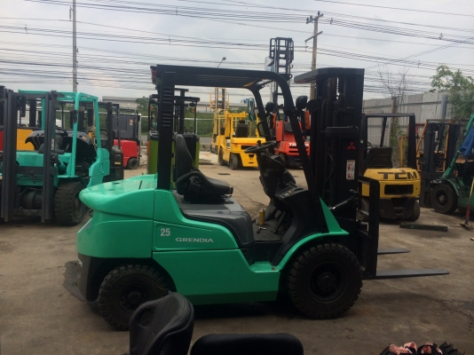 โฟล์คลิฟเก่ายุ่น5,XXXชั่วโมง Mitsubishi รุ่นล่าสุด FD25T ดีเซล ยก2.5 ตัน เสาเข้าตู้ 4 เมตรเครื่องS4S ขายถูกๆ 365,000 จะเด็ด โฟล์คลิฟเก่ายุ่น5,XXXชั่วโมง Mitsubishi รุ่นล่าสุด FD25T ดีเซล ยก2.5 ตัน เสาเข้าตู้ 4 เมตรเครื่องS4S ขายถูกๆ 365,000 จะเด็ด