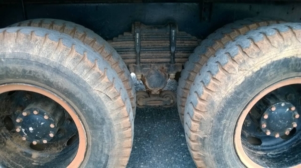 ขาย 10 ล้อดั้ม Rocky 210 FXZ13NFY เครื่อง 6SA1 210 แรงม้า คัสซีสวย เกียร์ Easton เบรคทิฟฟี่ ทะเบียนเต็มพร้อมโอน ราคาต่อรองได้ครับ