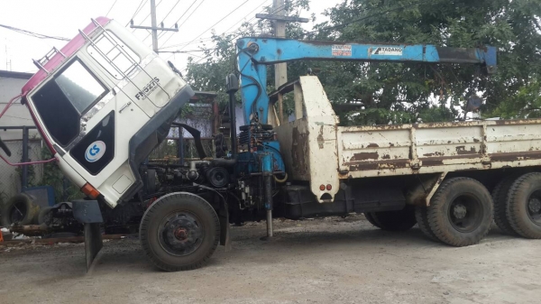 รถเครน สิบล้อ ไอ้หลง เครื่อง160 เทอร์โบ เบรกจิฟฟี่ เพลาเดียว พวงมาลัยเพาเวอร์ แอร์เย็นมาก รถเดิมๆๆ เอกสารพร้อมโอน