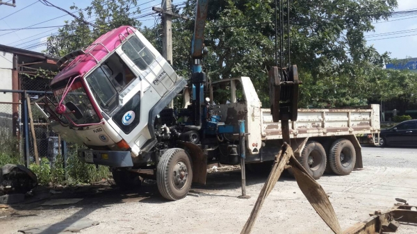 รถเครน สิบล้อ ไอ้หลง เครื่อง160 เทอร์โบ เบรกจิฟฟี่ เพลาเดียว พวงมาลัยเพาเวอร์ แอร์เย็นมาก รถเดิมๆๆ เอกสารพร้อมโอน