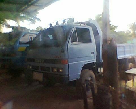 ขายรถดั้ม3คัน เครื่องดี คัชซีสวย พร้อมใช้งาน เอกสารพร้อมโอน ทุกคัน สนใจโทร090-8588220คุณนะ ID:narong498 หรือwww.truck.in.th/498