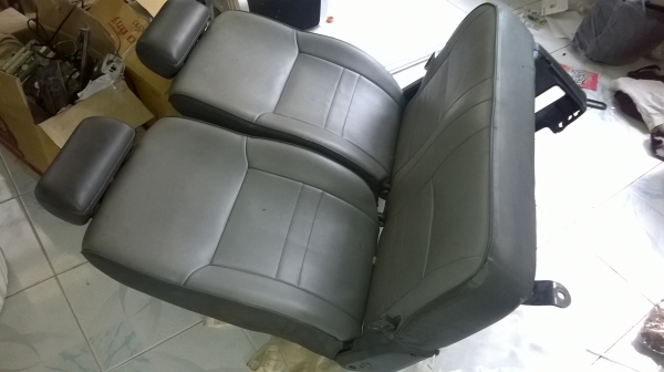 ขายเบาะหัวจรวด เบาะพับ 3 ตัว เบาะยาวอีก 1 ตัว ขายถูกๆ