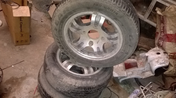 ขายล้อถอดจาก เปอร์โย 504 มี 4 ล้อ