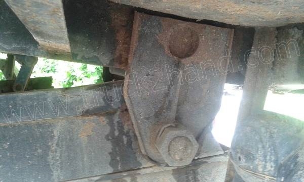 รถบรรทุก 6 ล้อดั้มพ์ ISUZU ROCKY 175 แรงม้า