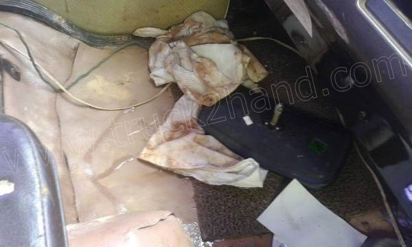 รถบรรทุก 6 ล้อดั้มพ์ ISUZU ROCKY 175 แรงม้า