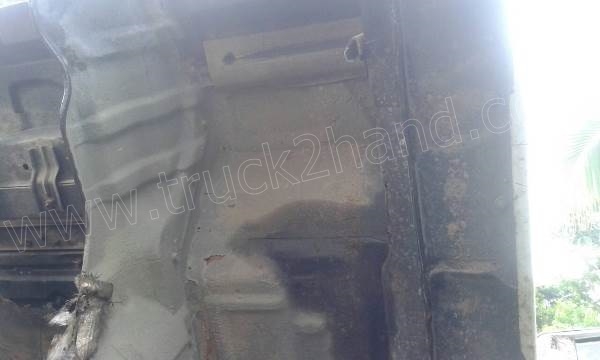 รถบรรทุก 6 ล้อดั้มพ์ ISUZU ROCKY 175 แรงม้า