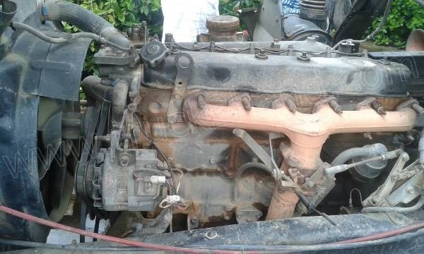 รถบรรทุก 6 ล้อดั้มพ์ ISUZU ROCKY 175 แรงม้า