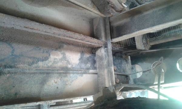 รถบรรทุก 6 ล้อดั้มพ์ ISUZU ROCKY 175 แรงม้า