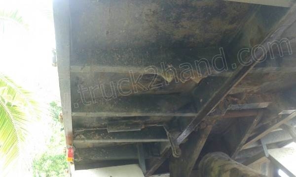 รถบรรทุก 6 ล้อดั้มพ์ ISUZU ROCKY 175 แรงม้า