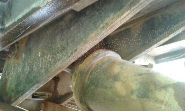 รถบรรทุก 6 ล้อดั้มพ์ ISUZU ROCKY 175 แรงม้า