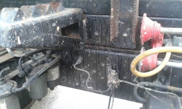 รถบรรทุก 6 ล้อดั้มพ์ ISUZU ROCKY 175 แรงม้า