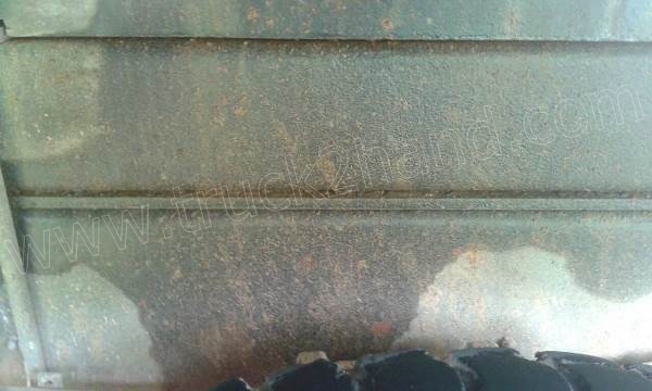 รถบรรทุก 6 ล้อดั้มพ์ ISUZU ROCKY 175 แรงม้า