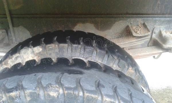 รถบรรทุก 6 ล้อดั้มพ์ ISUZU ROCKY 175 แรงม้า