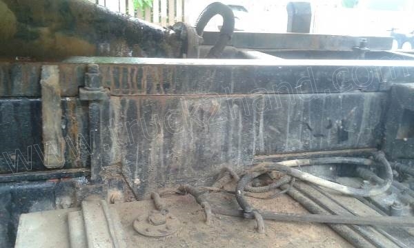 รถบรรทุก 6 ล้อดั้มพ์ ISUZU ROCKY 175 แรงม้า