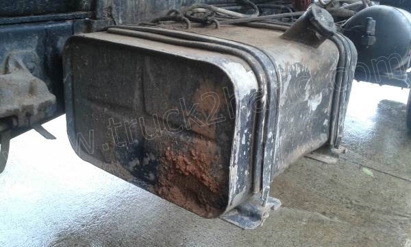 รถบรรทุก 6 ล้อดั้มพ์ ISUZU ROCKY 175 แรงม้า