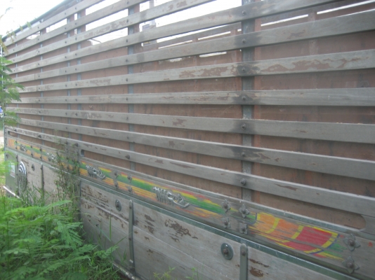 ขายถูก กระบะไม้  ถอดจาก สิบล้อ    ราคา 45,000  บาท