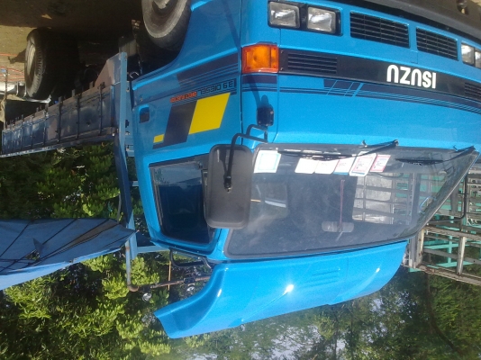 ขายหกล้อ ISUZU NPR 115  แอร์