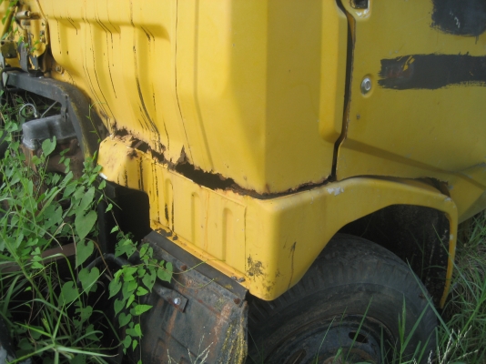 ฮีโน่   รถหลวง  เอกสารไม่มี   ขายตามสภาพ