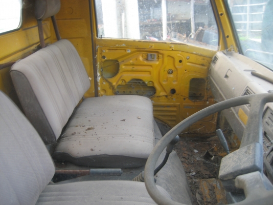 ฮีโน่   รถหลวง  เอกสารไม่มี   ขายตามสภาพ