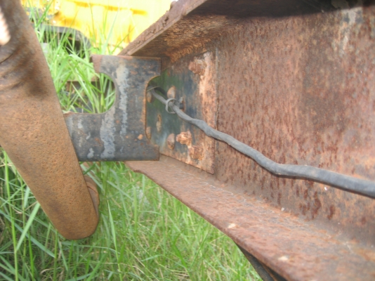 ฮีโน่   รถหลวง  เอกสารไม่มี   ขายตามสภาพ