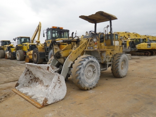 ขายรถตัก TCM 830-2