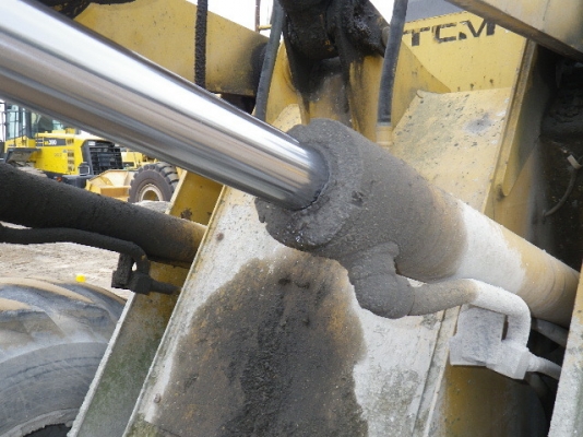 ขายรถตัก TCM 830-2 ขายรถตัก TCM 830-2