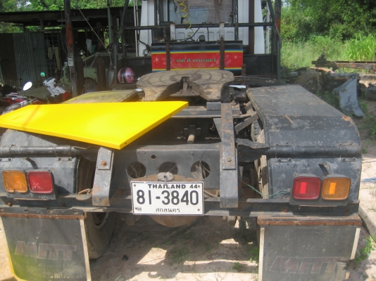 หัวลาก 2 เพลา 220 แรง โบ.. สภาพวิ่งได้เลย      ราคา  730,000  บาท