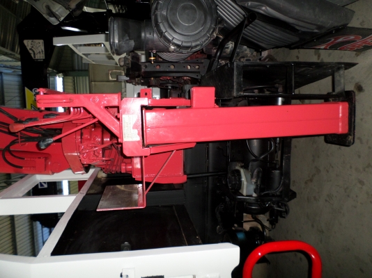 ขาย 6 ล้อ ฮีโน่ เมก้า เครน 5 ตัน  220 แรง ยาว 7.20 ม.ปี 2005 สภาพเดิม สนใจชมรถก่อนได้ครับ ติดต่อ 081-9425443