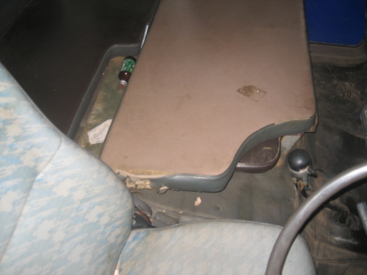 2 เพลา  220 แรง เทอร์โบ (แชสชี หัวลาก)   ราคา 750,000 บาท