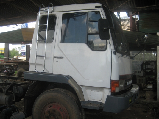 2 เพลา  220 แรง เทอร์โบ (แชสชี หัวลาก)   ราคา 750,000 บาท