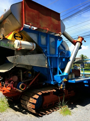 ขายรถเกี่ยวสุรชัยการช่าง ขายรถเกี่ยวสุรชัยการช่าง