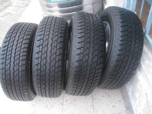 ขายล้อแม็กป้ายแดง Isuzu D-max 17"x7" et33 6รู139.7 พร้อมยาง Bridgestone dueler H/T 840 255/65r17 ยางผลิตสัปดาห์ที่ 24 ปี 14 ตุ่มและสีที่หน้ายางมีทุกเส้นครับ ขายทั้งชุด 22,900 บาทครับ สนใจติดต่อเล็กคลองสามครับ 081-3747940