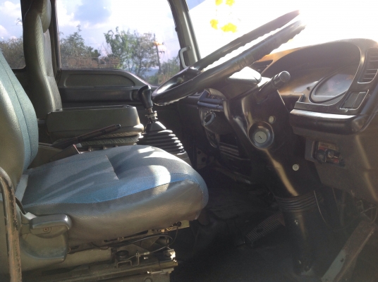 ขาย 6 ล้อ เดกก้า ยูโรทู 7.20 m. ตู้ 10 บาน ปี 46 ขาย 6 ล้อ เดกก้า ยูโรทู 7.20 m. ตู้ 10 บาน ปี 46