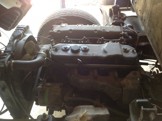 ขาย 6 ล้อ NKR-110 ยาว 4.30 m. ขาย 6 ล้อ NKR-110 ยาว 4.30 m.