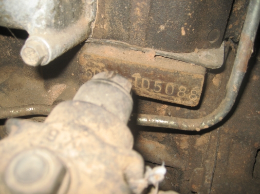 2 เพลา  195 แรง   ราคา  820.000  บาท