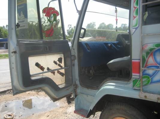 175 แรง  ราคา  560,000  บาท