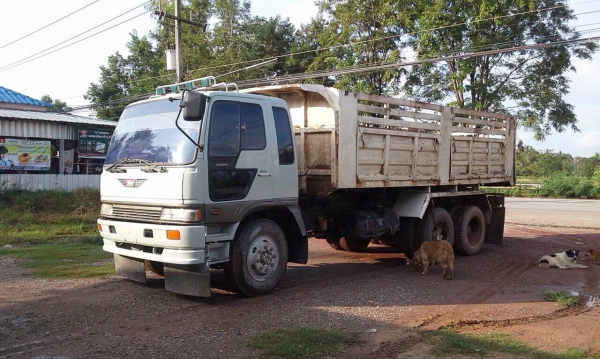 ขายรถบรรทุกสิบล้อดัมพ์ HINO 3H เครื่องเดิม 195 แรง แชสซีสวย กระบะเหล็ก ทะเบียนพร้อม