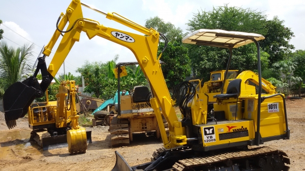 ขายรถขุด YANMAR. YB 1200s(FROM JAPAN)ราคาต่อรองได้นะครับ