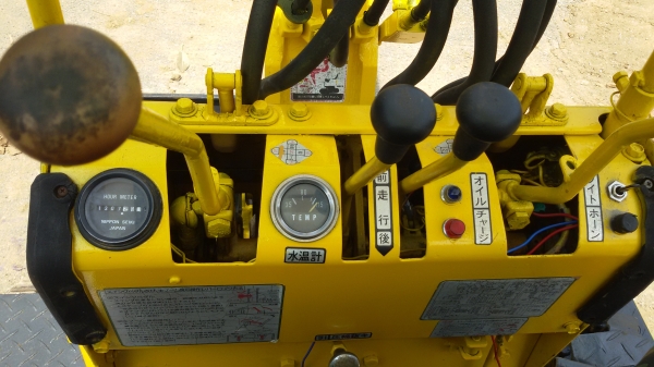 ขายรถขุด YANMAR. YB 1200s(FROM JAPAN)ราคาต่อรองได้นะครับ ขายรถขุด YANMAR. YB 1200s(FROM JAPAN)ราคาต่อรองได้นะครับ