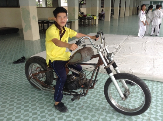 รถ hondaเวฟ100 เครื่องติด วิ่งได้ แต่งแนวแนว