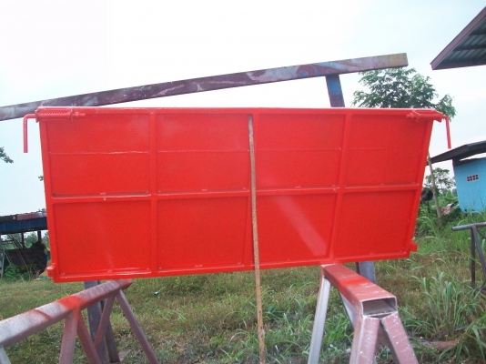 กล่องติดหลังรถไถใส่28ถึง47แรง