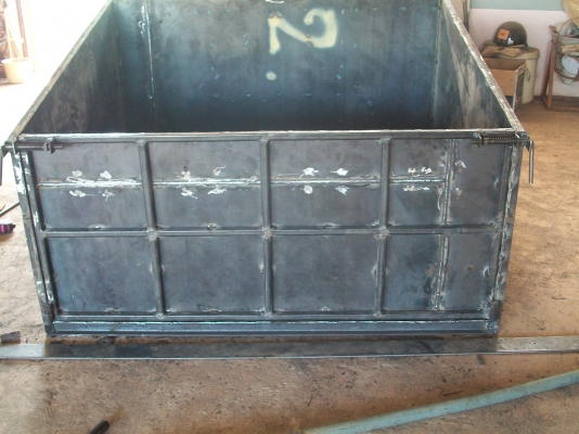 กล่องติดหลังรถไถใส่28ถึง47แรง