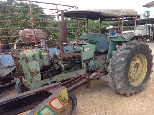 ขายรถไถจอรน์เดียร์ รุ่นหัวแตงโม 2130 ตามสภาพ