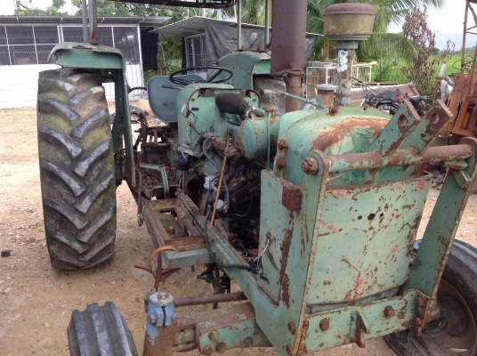 ขายรถไถจอรน์เดียร์ รุ่นหัวแตงโม 2130 ตามสภาพ ขายรถไถจอรน์เดียร์ รุ่นหัวแตงโม 2130 ตามสภาพ