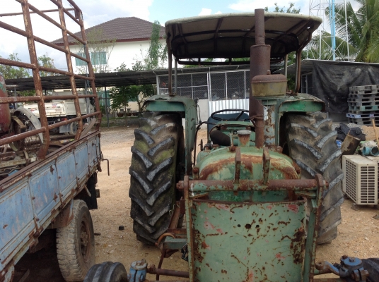 ขายรถไถจอรน์เดียร์ รุ่นหัวแตงโม 2130 ตามสภาพ ขายรถไถจอรน์เดียร์ รุ่นหัวแตงโม 2130 ตามสภาพ