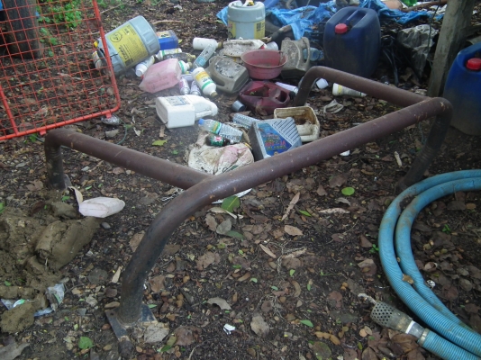 ขายโลบา  ม้ากระโดด  กับ ถังน้ำมัน toyota