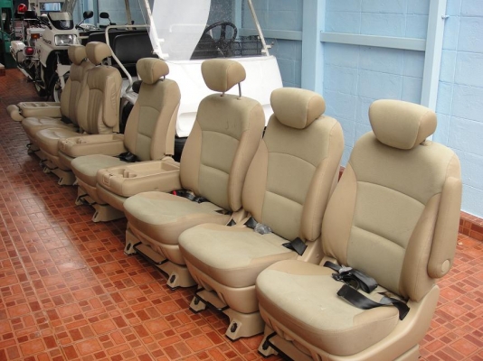 ..... ขาย เบาะ VIP หมุนได้ สภาพใหม่ถอดจากรถตู้หลังคาสูง..... ..... ขาย เบาะ VIP หมุนได้ สภาพใหม่ถอดจากรถตู้หลังคาสูง.....