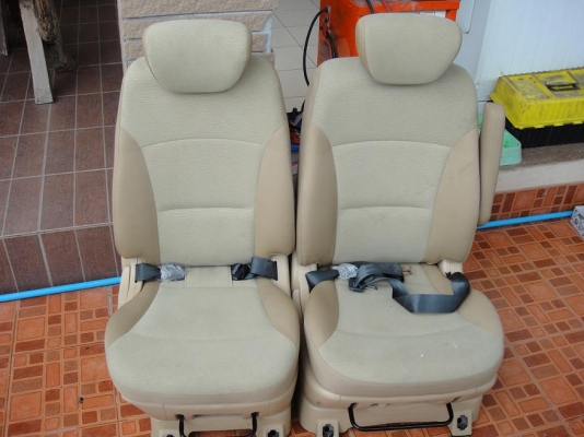 ..... ขาย เบาะ VIP หมุนได้ สภาพใหม่ถอดจากรถตู้หลังคาสูง..... ..... ขาย เบาะ VIP หมุนได้ สภาพใหม่ถอดจากรถตู้หลังคาสูง.....